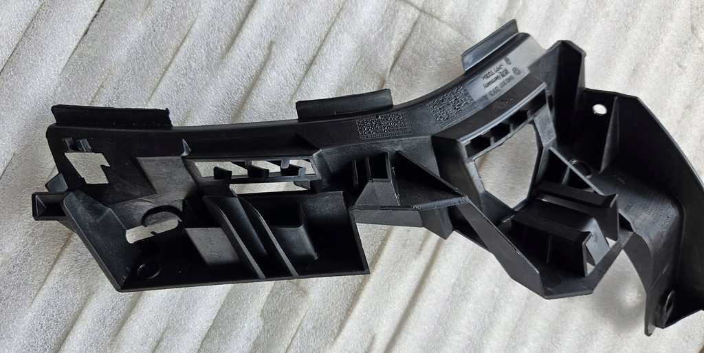 фото №8, Vw golf v plus направляющая кронштейн бампера задняя левый 5m0807393a новый