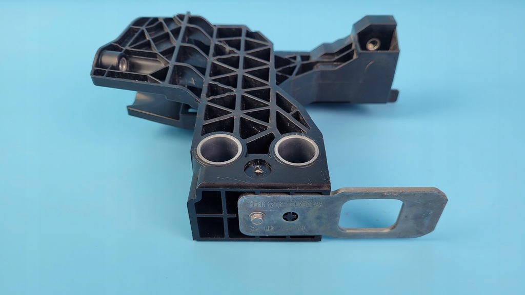 фото №12, Mercedes w206 c200 23r абсорбер бампера правый перед a2066201600