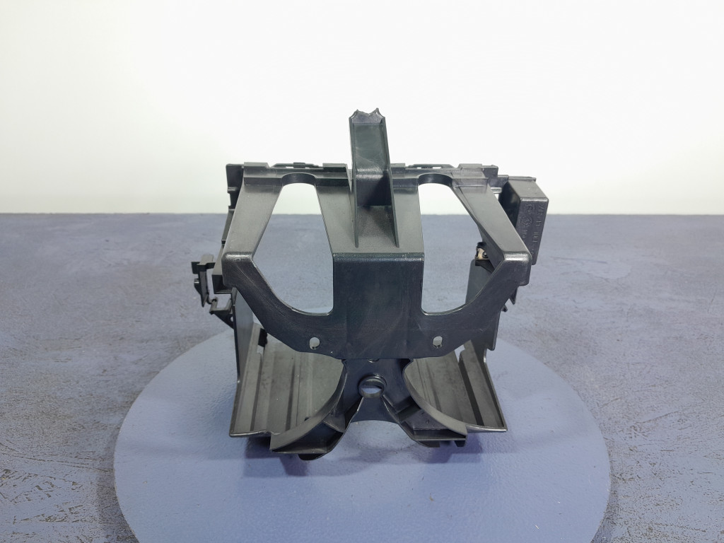 фото №5, Ford kuga mk1 рамка корзина радио навигации 3m51-18a998-ba