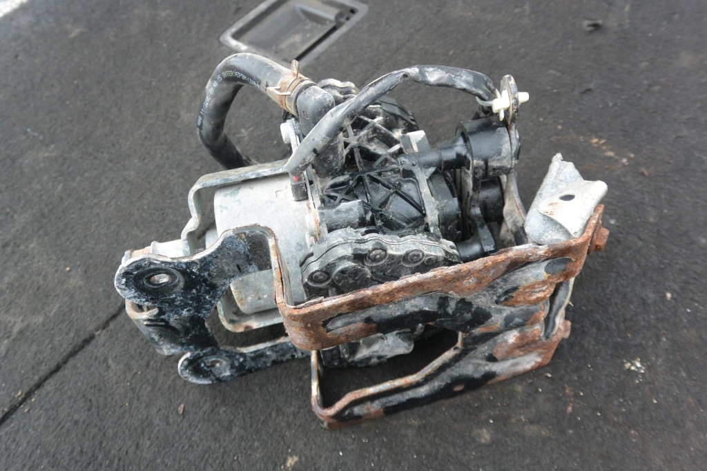 фото №9, Насос вакуумa вакуумная tesla model s 12-16