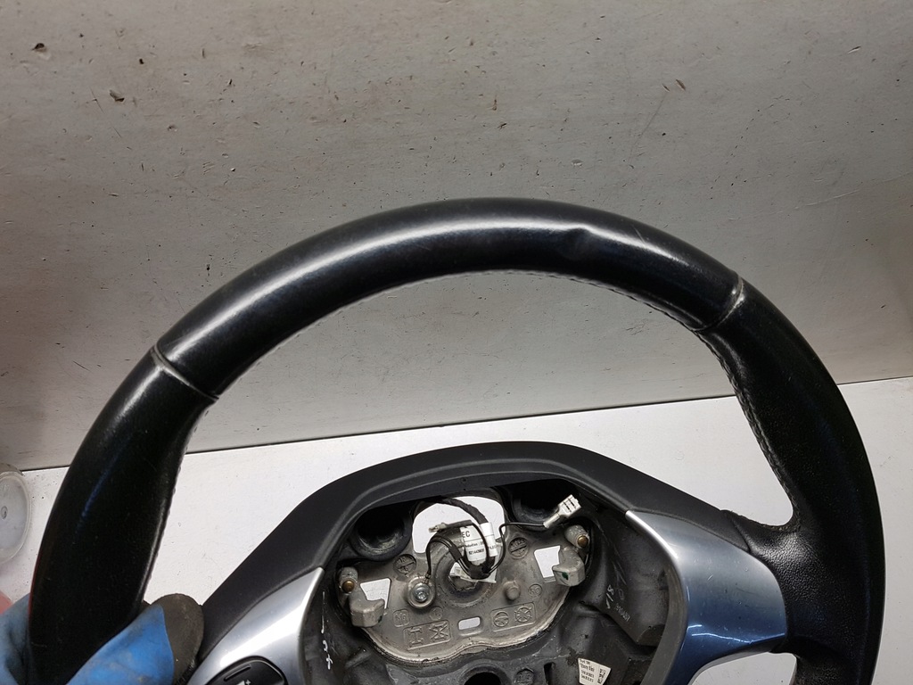 фото №6, Ford b-max 12r- повітропровід шкіряний