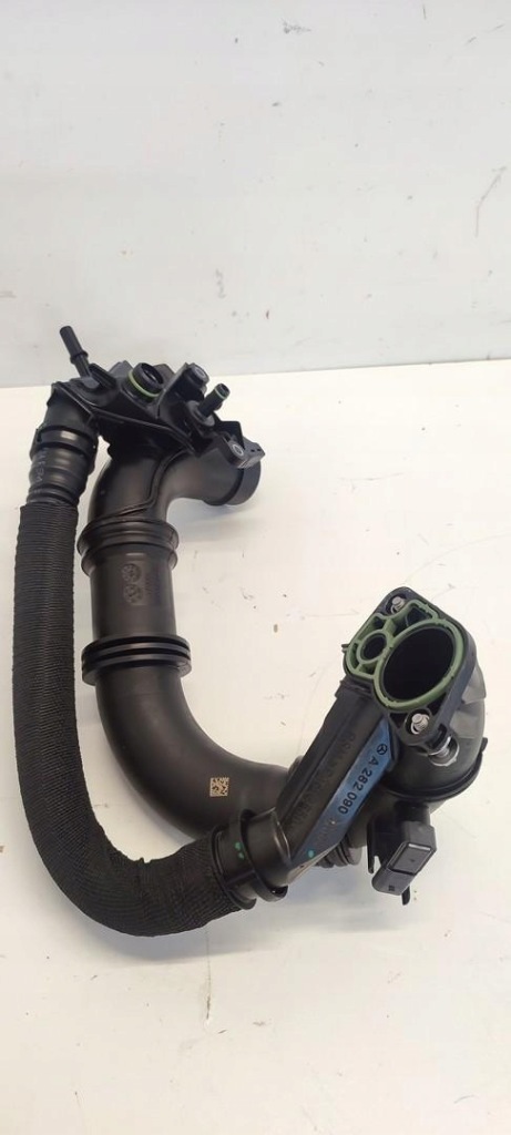 Mercedes w247 труба повітрозабірник повітря a2820905500 в Україні