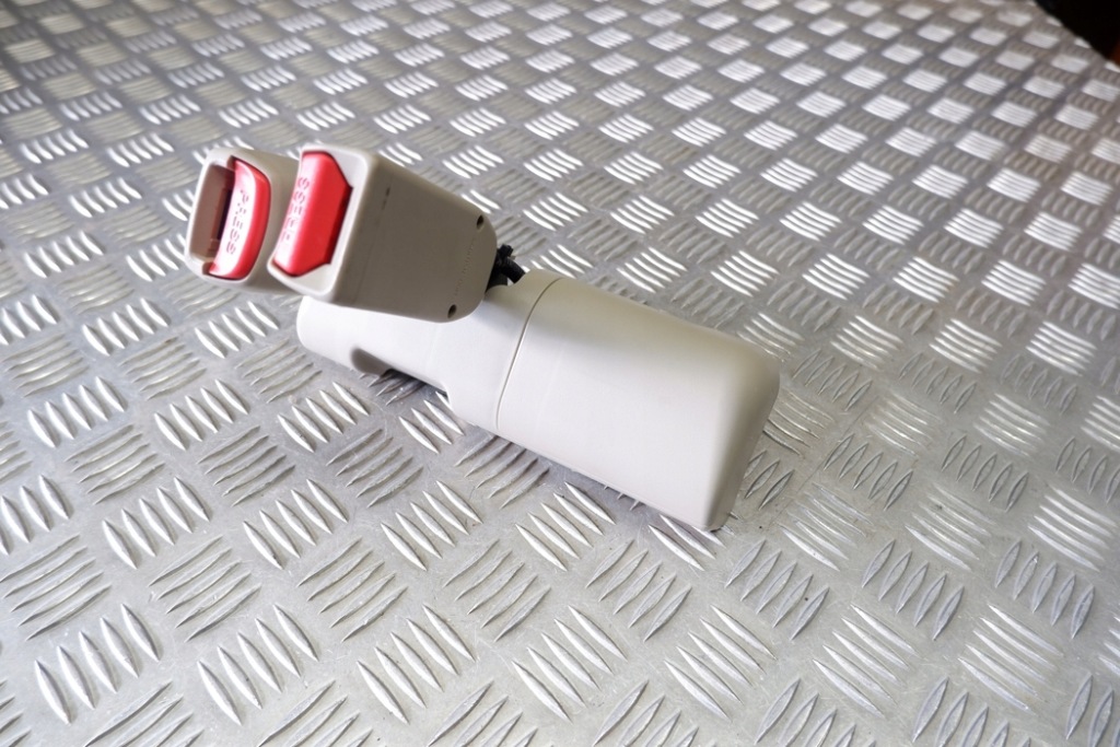 фото №9, Пряжка заднего правого сиденья honda cr-v iv rm_ 82455tonq1 2.2l дизель