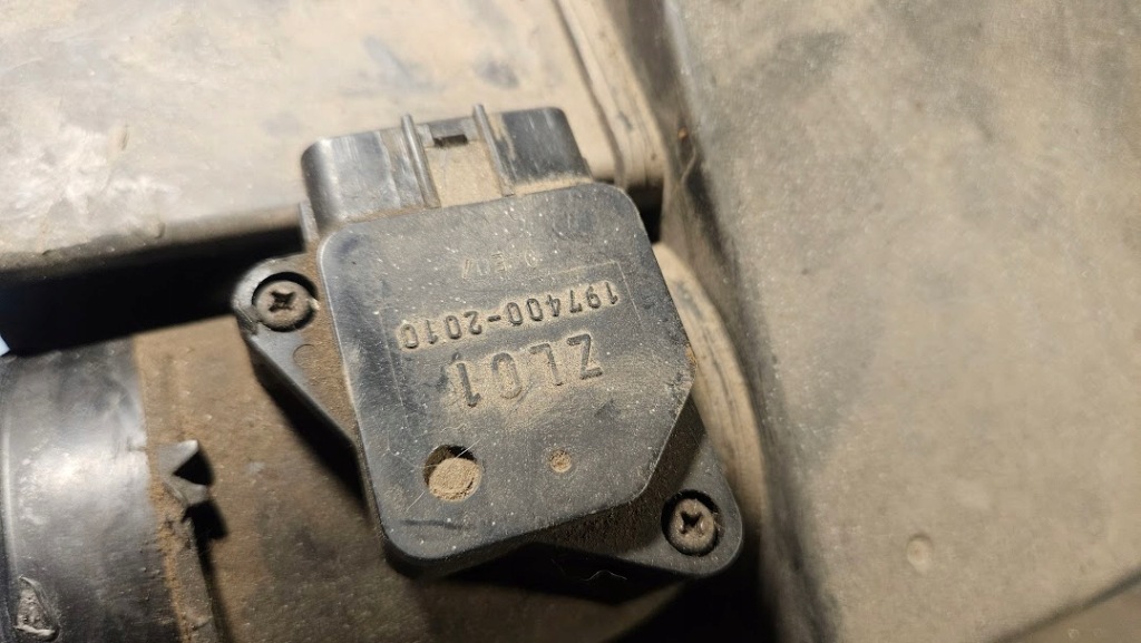 Расходомер mazda 6 2.0 16v citd zl01 1974002010 с Разборки