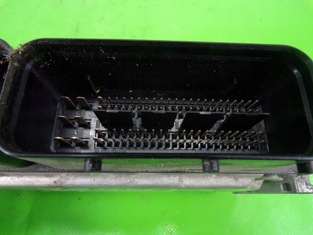 Fiat linea 1.4 t-jet 120 km 198a4000 бортовой компьютер блок управления двигателя 51805023b с Разборки