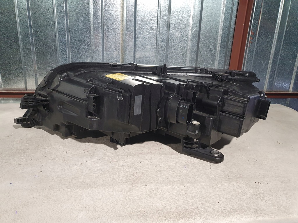 фото №6, Лампа правая перед передняя skoda octavia iii lift