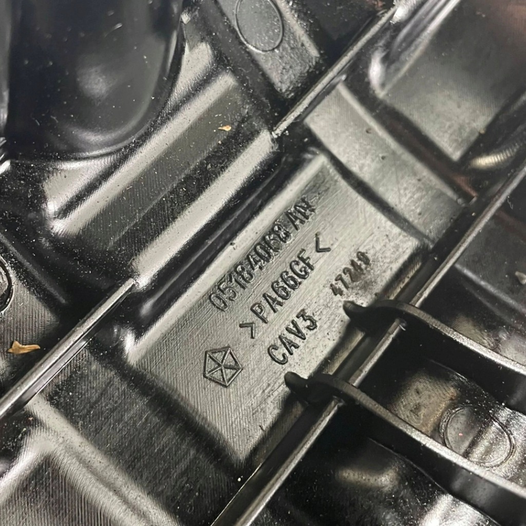 фото №10, Dodge charger 2019 крышки клапанов