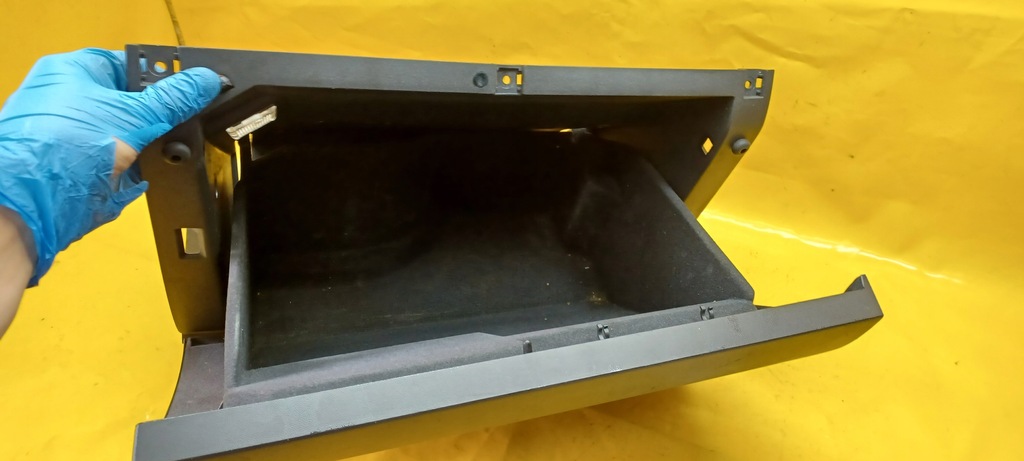 фото №12, Бардачок пассажира vectra c 02-05r 13151872