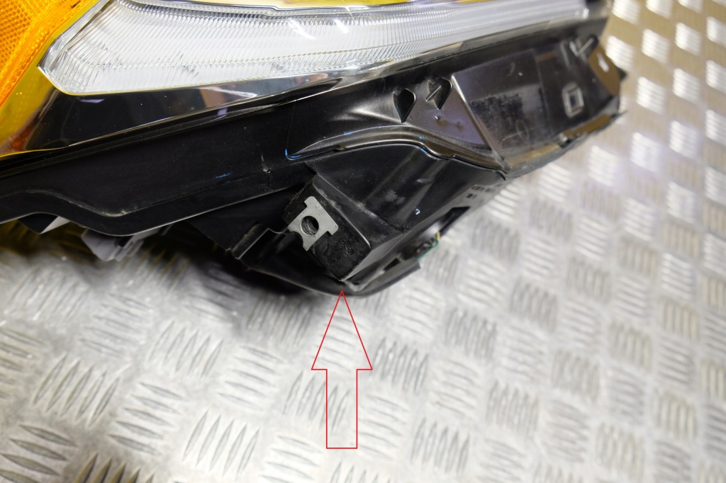 фото №4, Toyota tundra 2018 2019- фара лампа led серебристая r usa