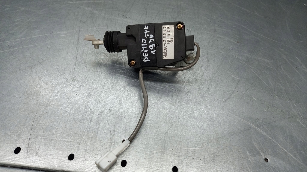 фото №1, Привід замка кришки mazda demio 1.5b 03r d20162350a