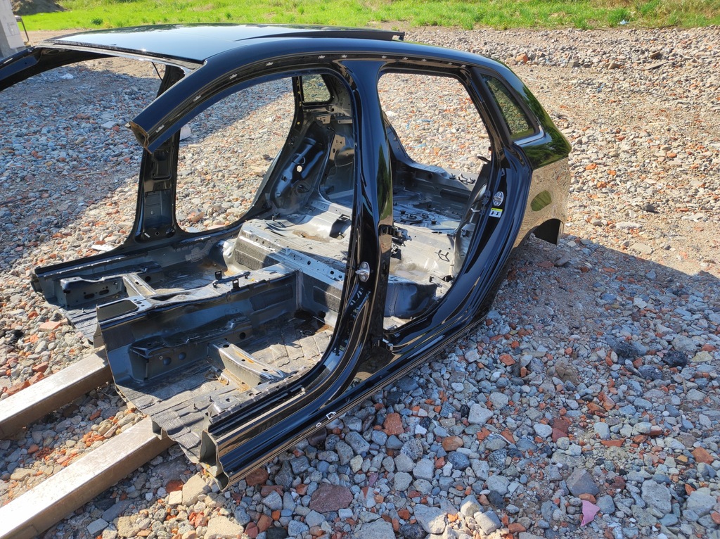 фото №12, Четверть крыло правый левый pas задняя крыша панорама audi a3 rs3 8v hb