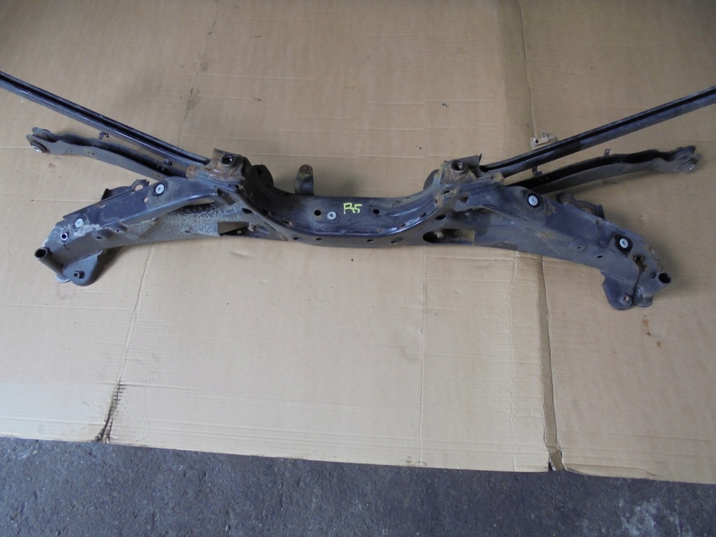фото №4, Bmw 2 f45 f46 підрамник задній підвіска важелі комплект