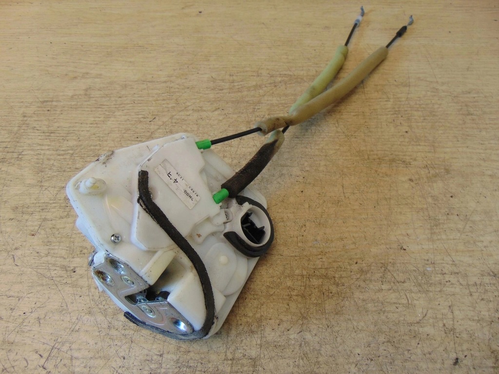 фото №4, Замок двері правий задня mazda 3 bl 4pin europa