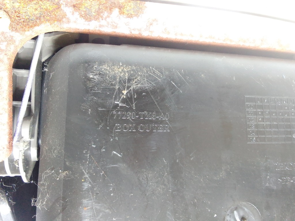 фото №10, Honda odyssey 11-17 консоль бардачок 77290-tk8-a011-20 usa