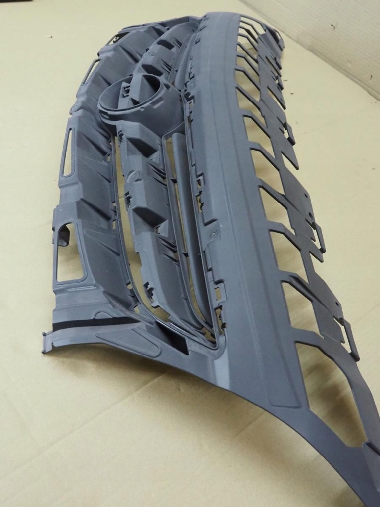 Astra j iv решітка радіатора решітка радіатора хром бампера перед рестайлінг  13368851 Ціна