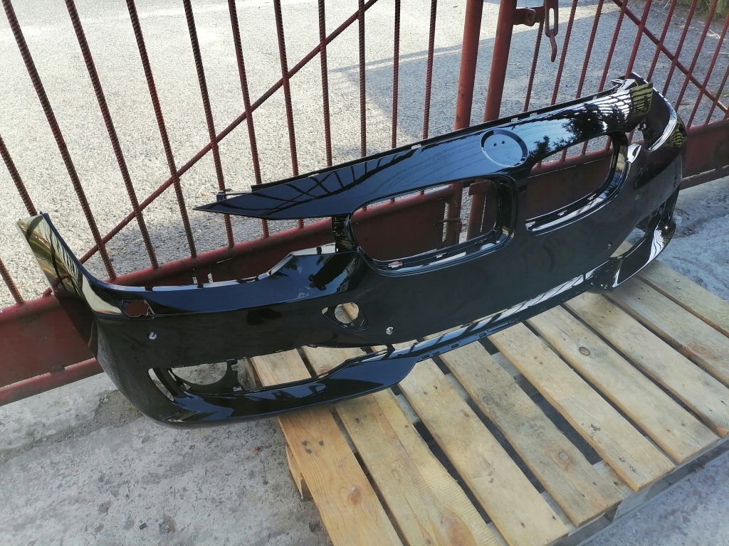 Бампер перед bmw f30 f31 ксенон 6 x pdc колір 668 Зі Шроту