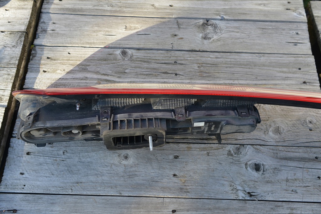 фото №9, Transit custom i 13r лампа правий задня europa