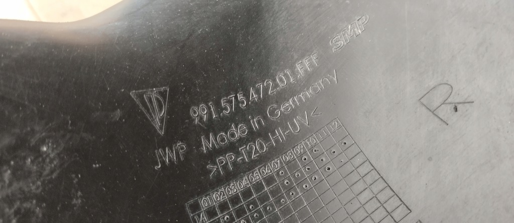 Інтеркулер правий радіатор права porsche 911 991 рестайлінг  9p1145622a Оригінал