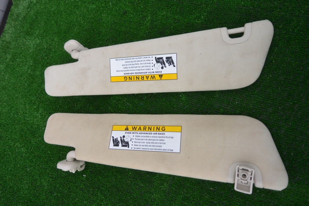 Козирок сонцезахисний правий лівий tesla model s Недорого