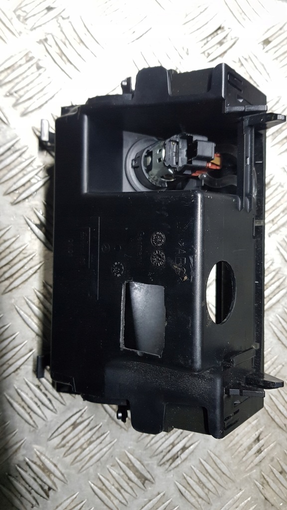 фото №9, Mercedes w211 решітка обдув задня тунель 2118300554