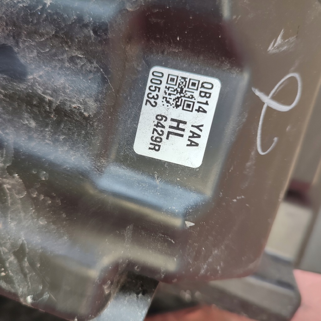 фото №10, Suzuki sx4 s-cross scross nie-klejona демонтаж full led europa лампа правая