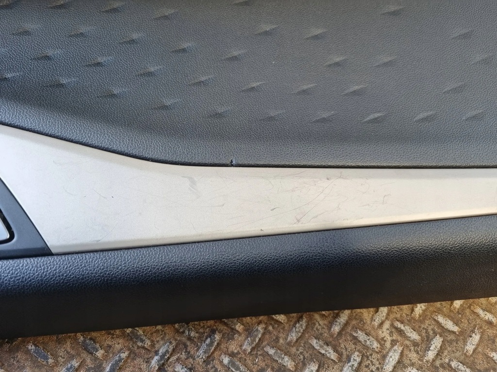 фото №12, Ford escape iv 2020 ліва сторона обшивки двері