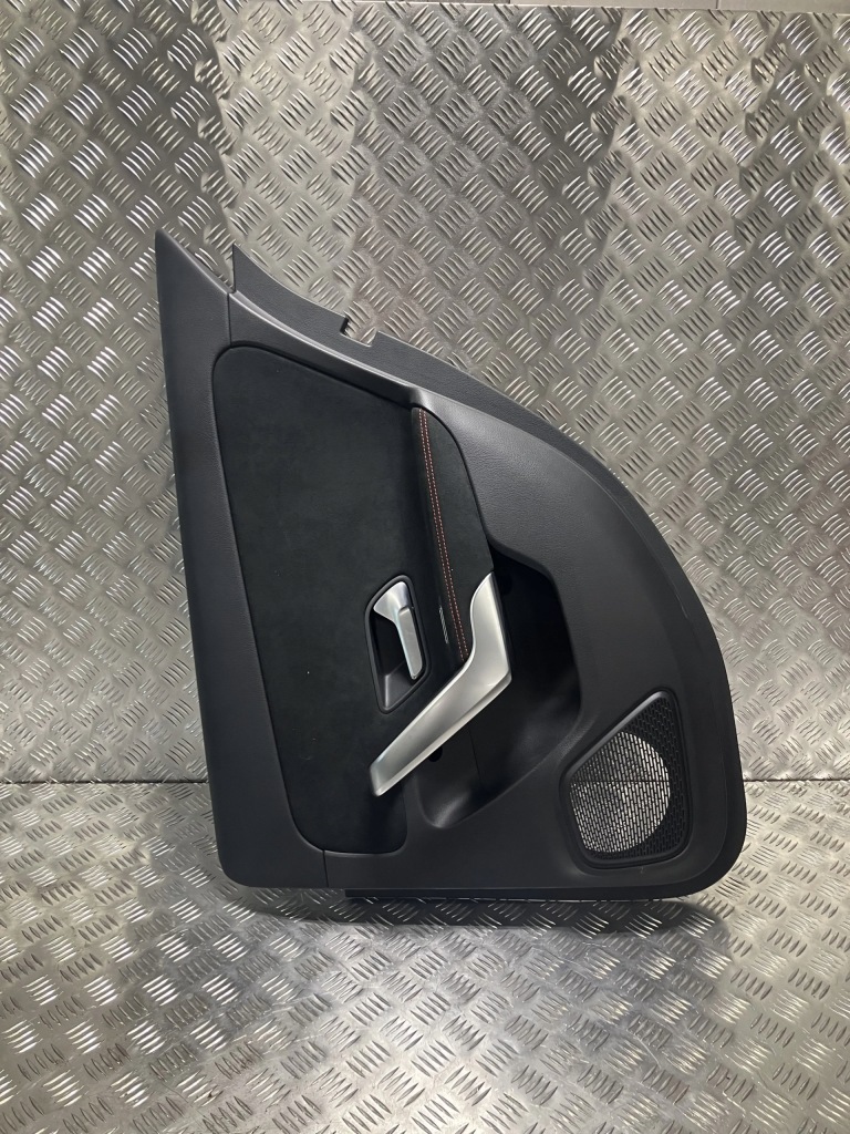 Купить Обшивка дверь правый задний  mercedes a klasa w177 amg