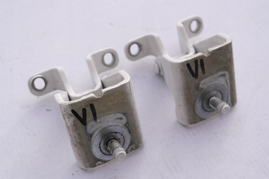 фото №1, Vw golf vi петлі кришки задня