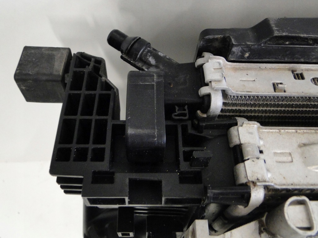 фото №13, Mercedes радіатор води кондиціонера інтеркулер вентилятор 400w glb x 247