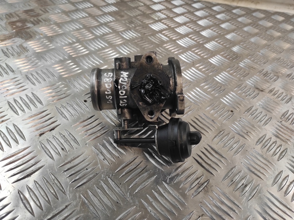 фото №1, Дроссельная заслонка воздуха audi a3 8l 1.9 tdi 101 km