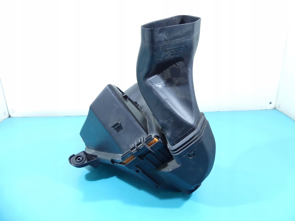 фото №6, Корпус фильтра воздуха bmw e87 7797460 2.0d