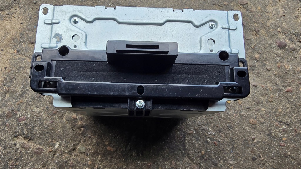 Купити Радіо навігація lancia thema ii chrysler 300c p05064543ai