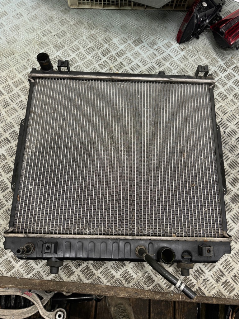 Купить Радиатор воды jeep grand cherokee 2 2.7 crd автоматическая коробка передач