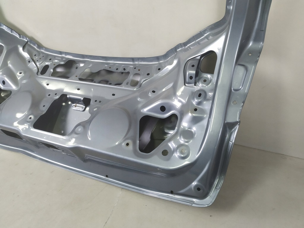 фото №14, Toyota c-hr кришка багажника багажника задня задня toyota оригінальний номер