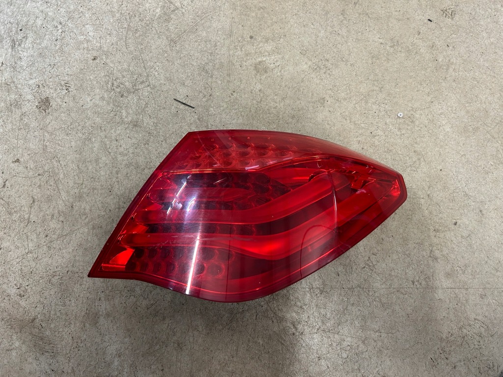 фото №1, Bmw 7 f01 przed lift правый задняя 7182198