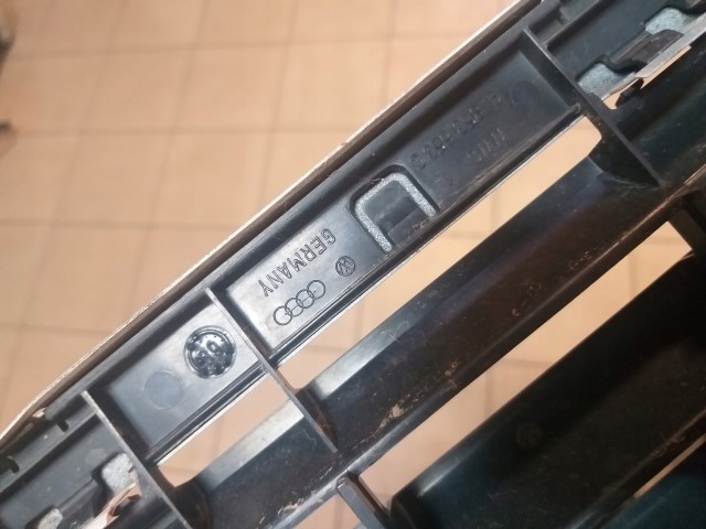 фото №4, Vw golf 2 решітка радіатора решітка радіатора 191853653c