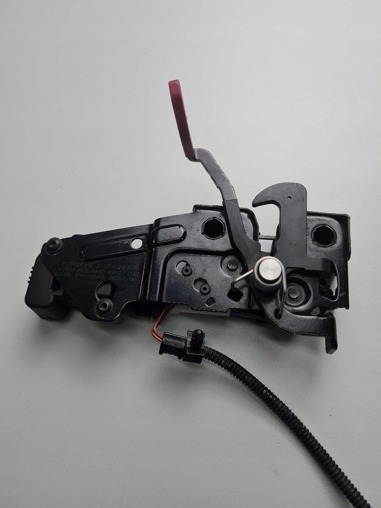 фото №6, Замок капот перед 992823501 992962626 porsche 911 992