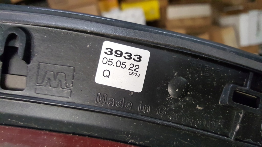 фото №13, Молдинг крыла передний правая сторона audi e-tron 4ke853718a демонтаж