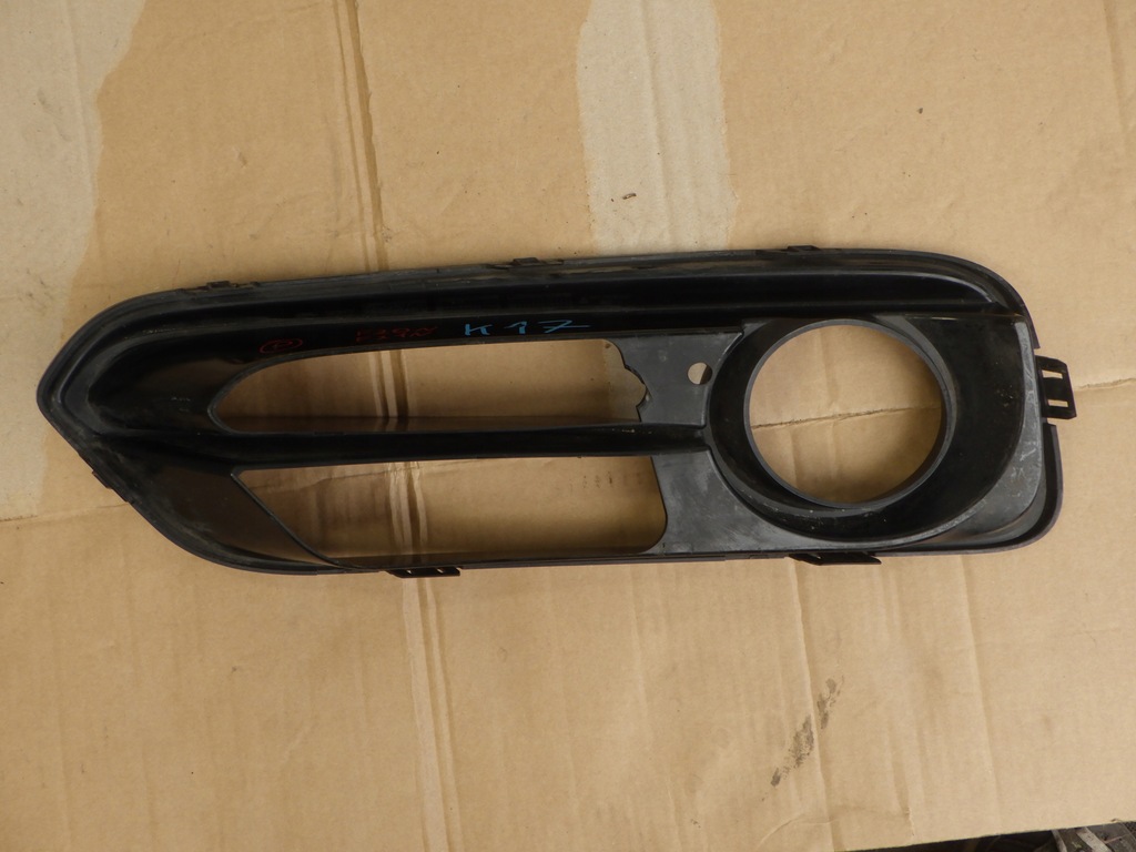 фото №9, Решётка бампера правая 7371668 bmw f20 f21 lift