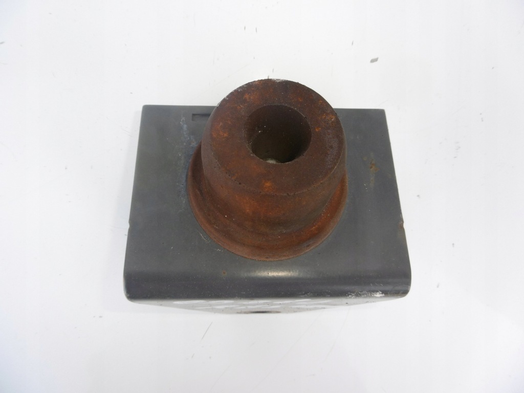 фото №3, Отбойник проставка рессора перед renault magnum dxi