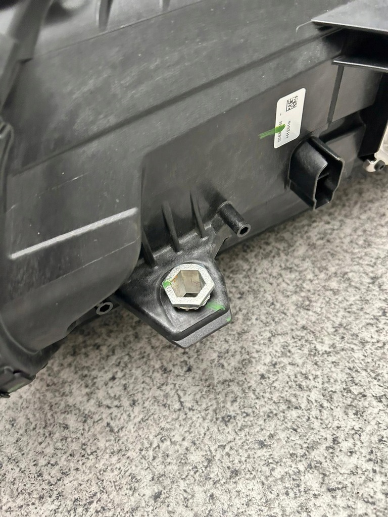 фото №11, Mercedes eqs suv 296 x296 usa digital light a2969063002 правая комплектная