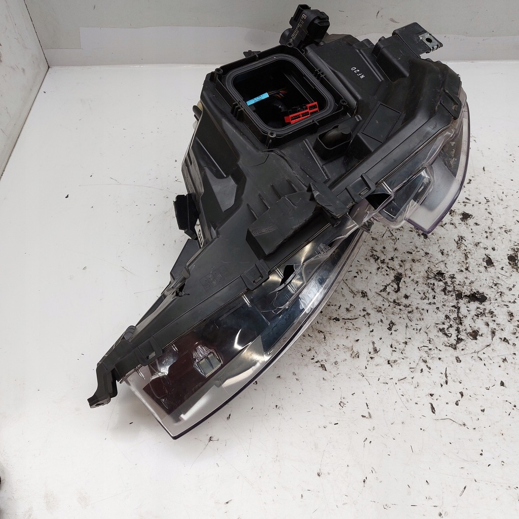 фото №11, Renault arkana лампа правая передняя led europa 260107780r