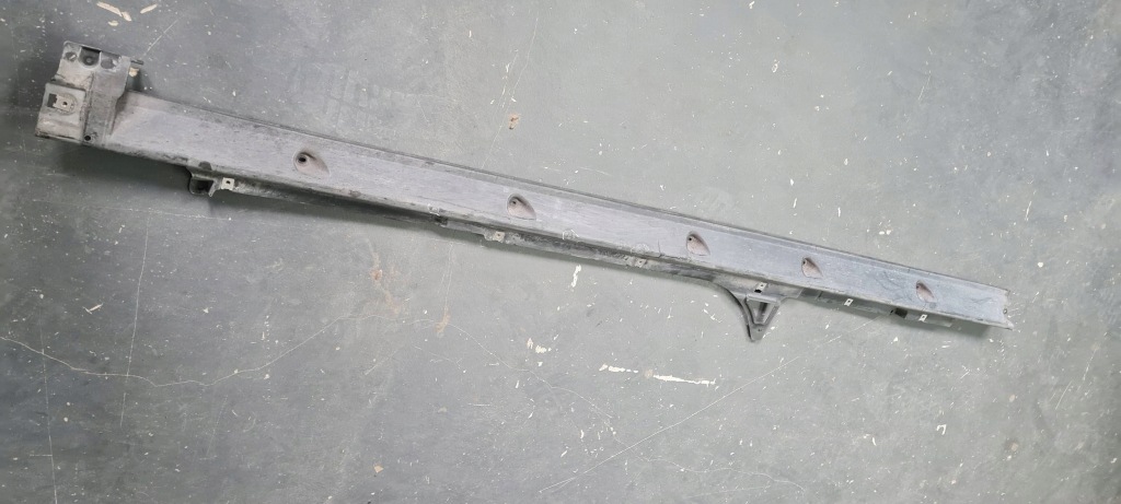 фото №1, Sq8 4m rsq8 q8 молдинг накладка поріг ліва пластикова поріг 4m8825211