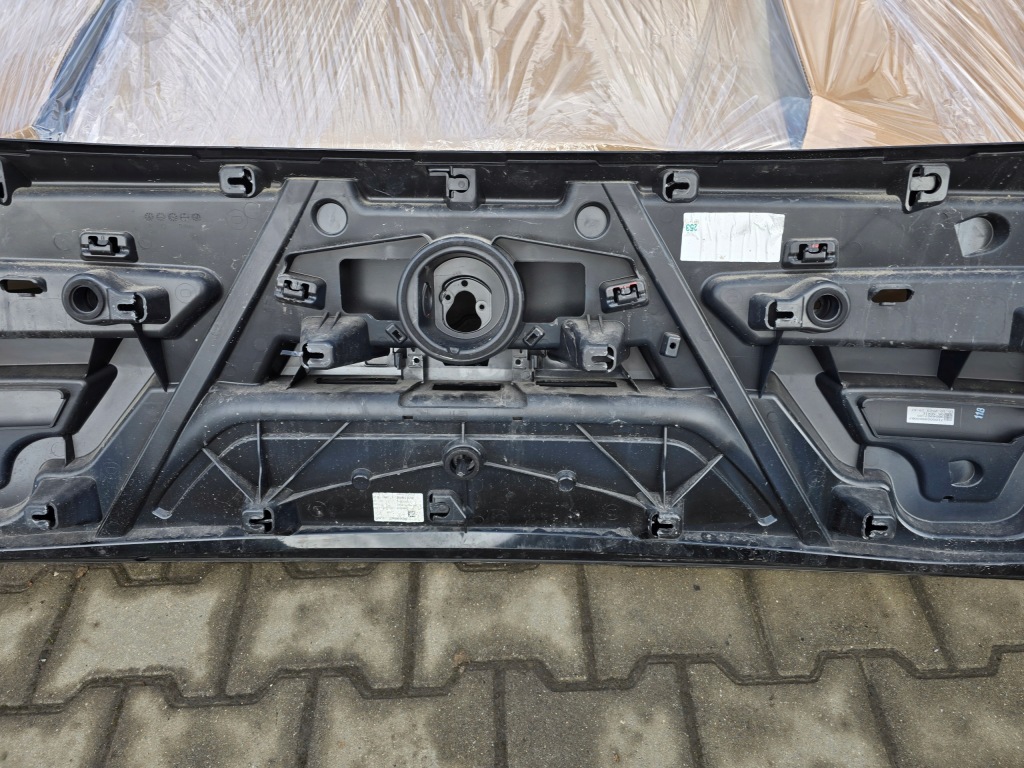 Кришка багажника задні задня накладка bmw ix i20 Оригінал