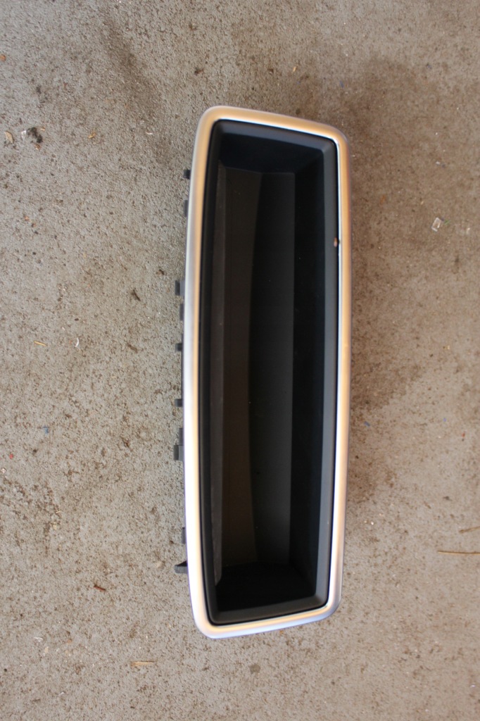 фото №1, Audi a6 c7 защита бардачок w туннель средний