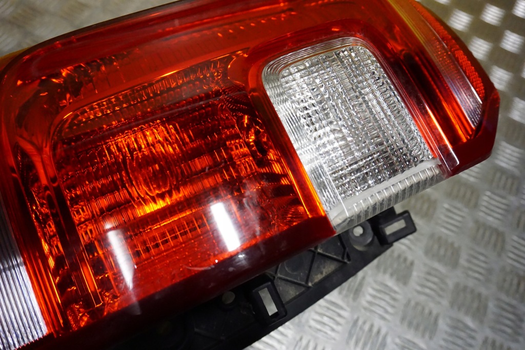 фото №14, Ford expedition 2018 - 2021 лампа задняя задняя левая usa