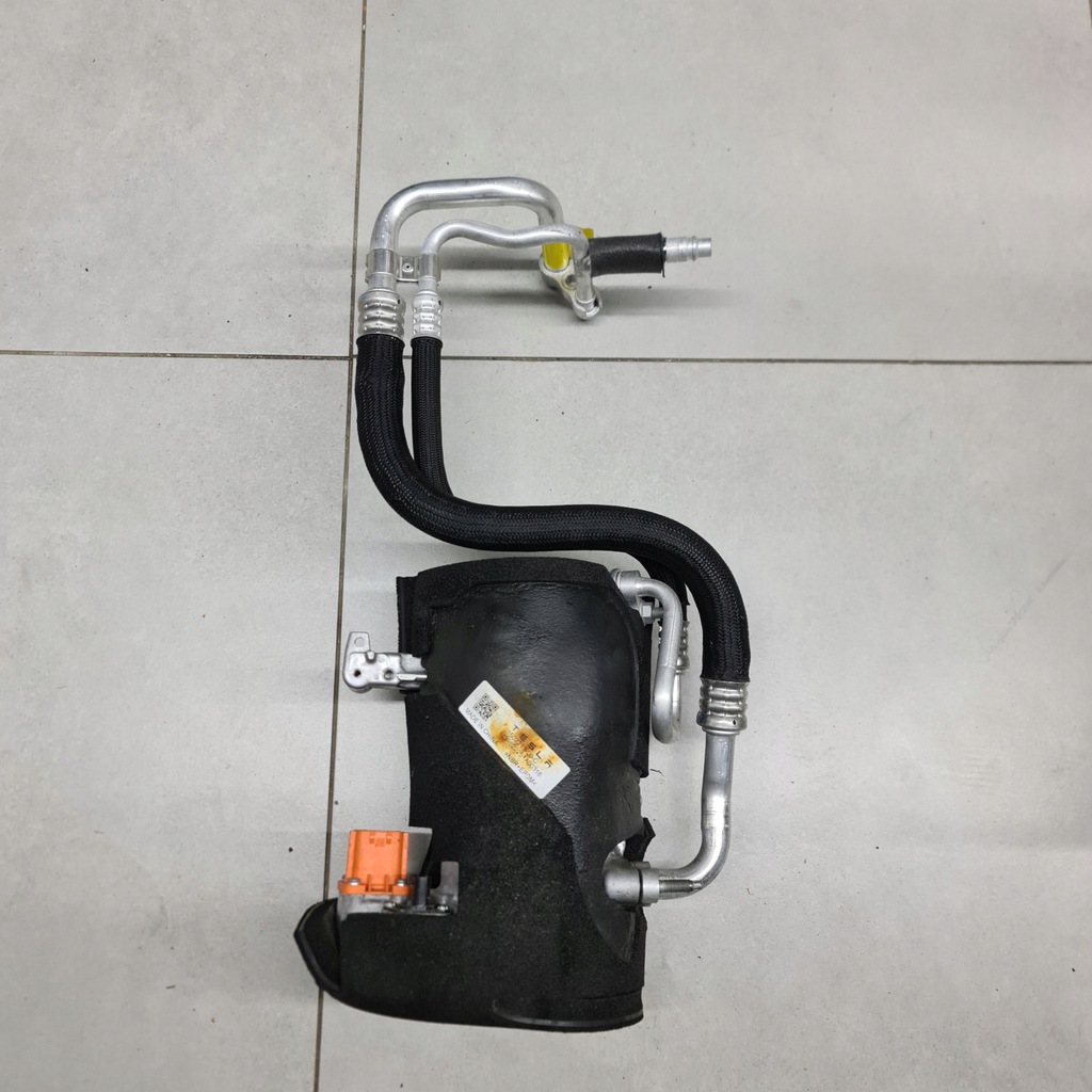 фото №1, Компрессор кондиционера tesla 3 lift y 1502213-00-c
