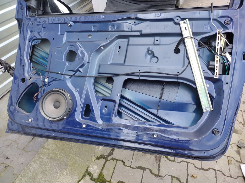 фото №11, Дверь правое vw fox