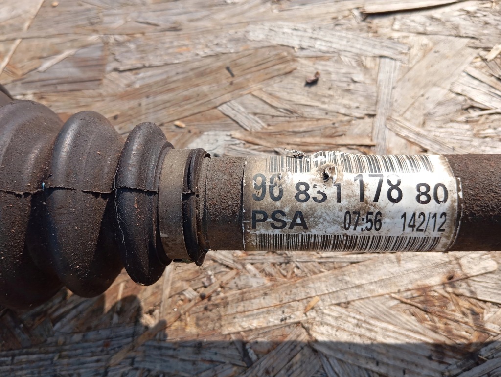 фото №3, Приводной вал левая перед citroen c4 picasso
