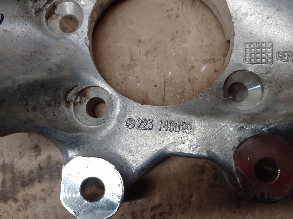 фото №5, Поворотный кулак задняя mercedes w223 s-klasa оригинал